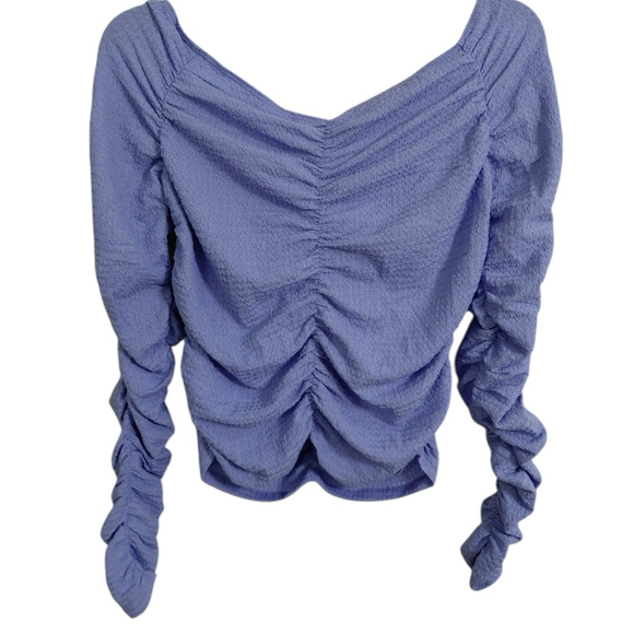 Elodie (Nordstrom) Periwinkle Ruched Long Sleeve Top Size L - Picture 4 of 4